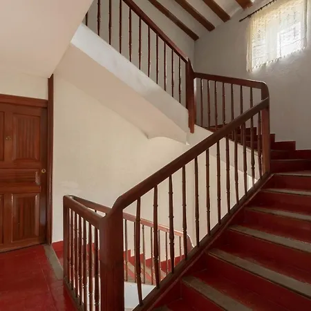 El Balcon De Mari